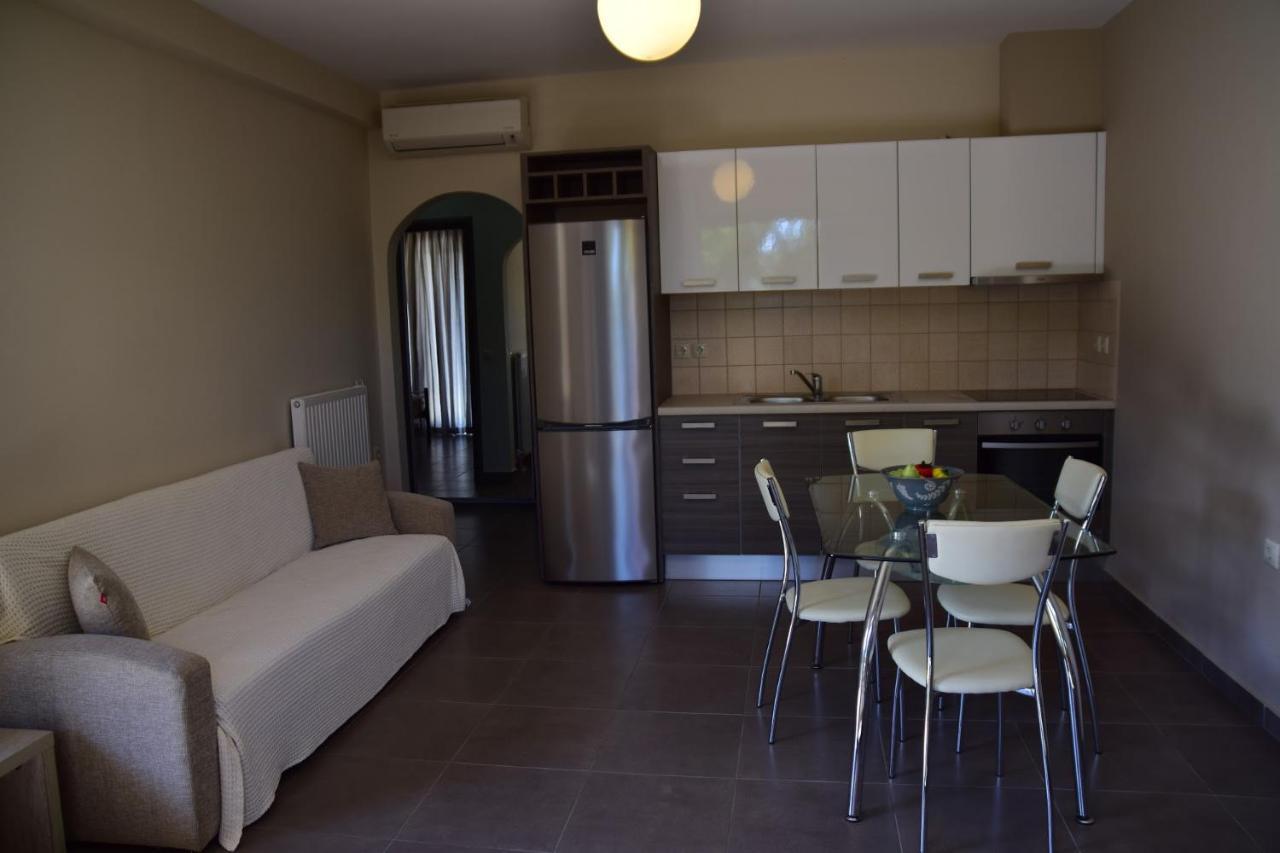 D'Angelos Apartments Karavomylos Luaran gambar